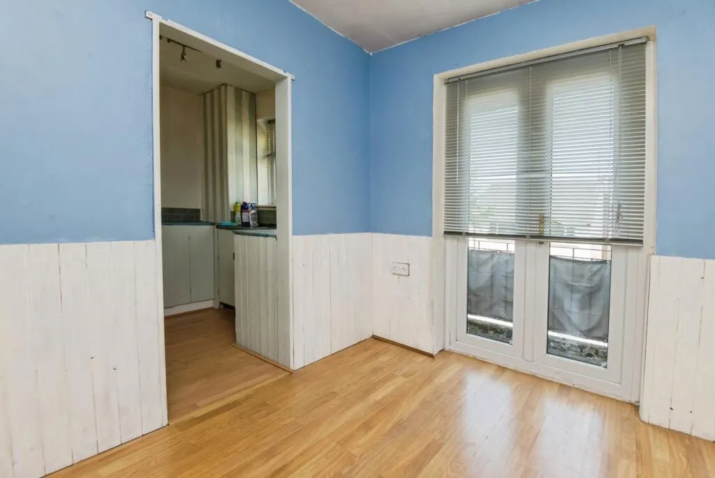 2 bed Maisonette