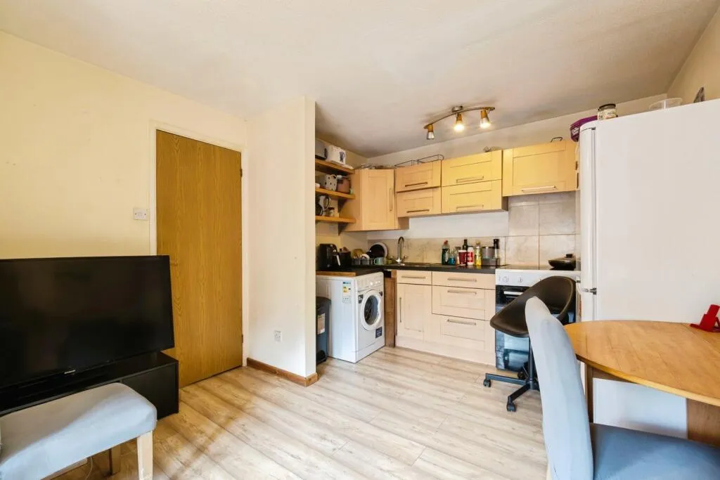 1 bed Apartment