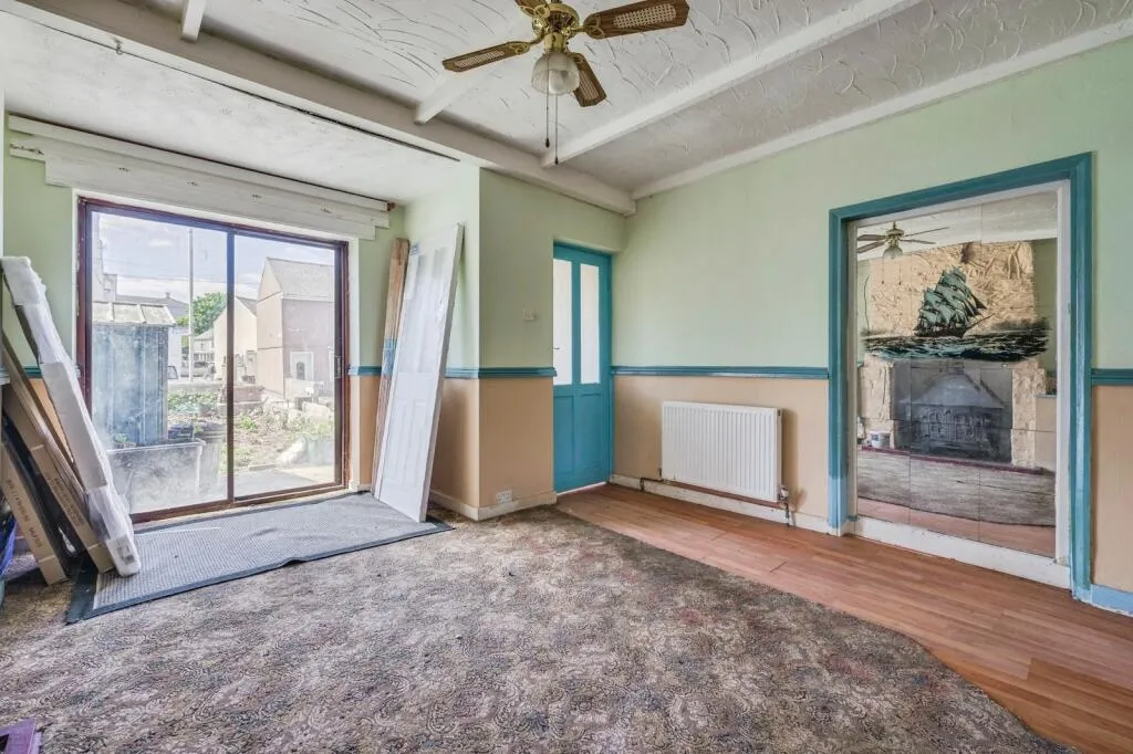2 bed Terraced