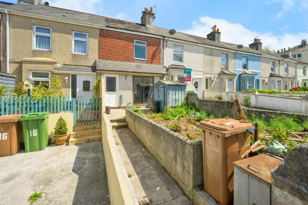 2 bed Terraced