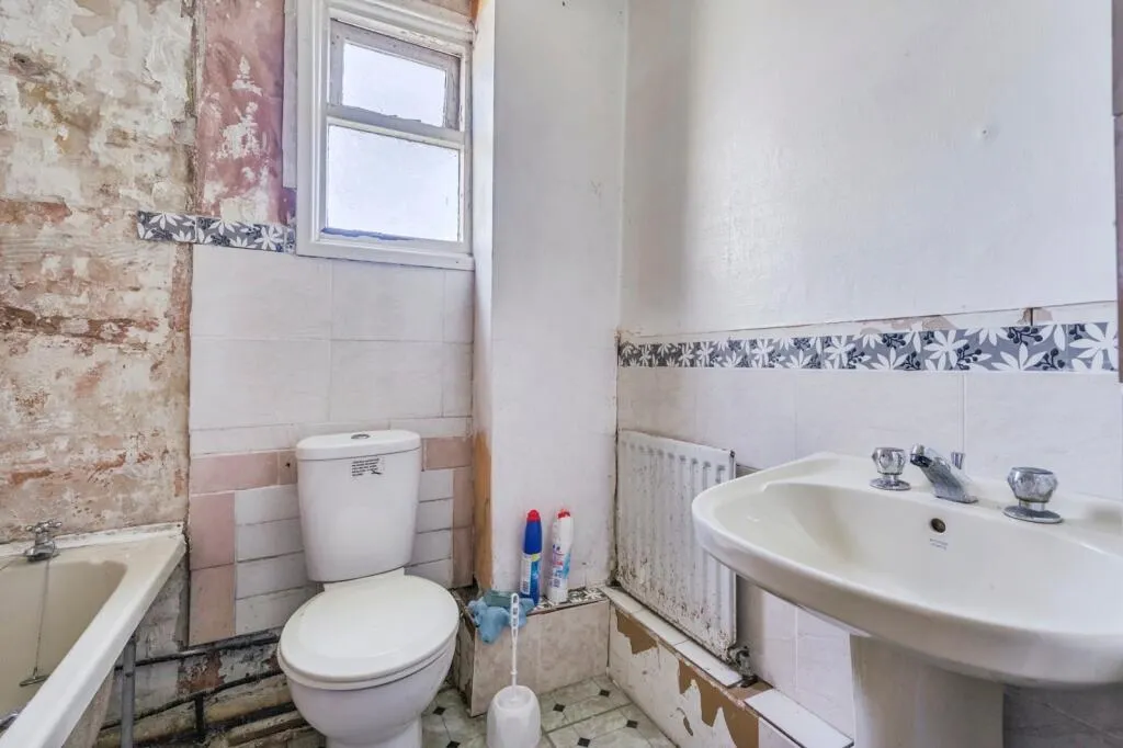 2 bed Terraced