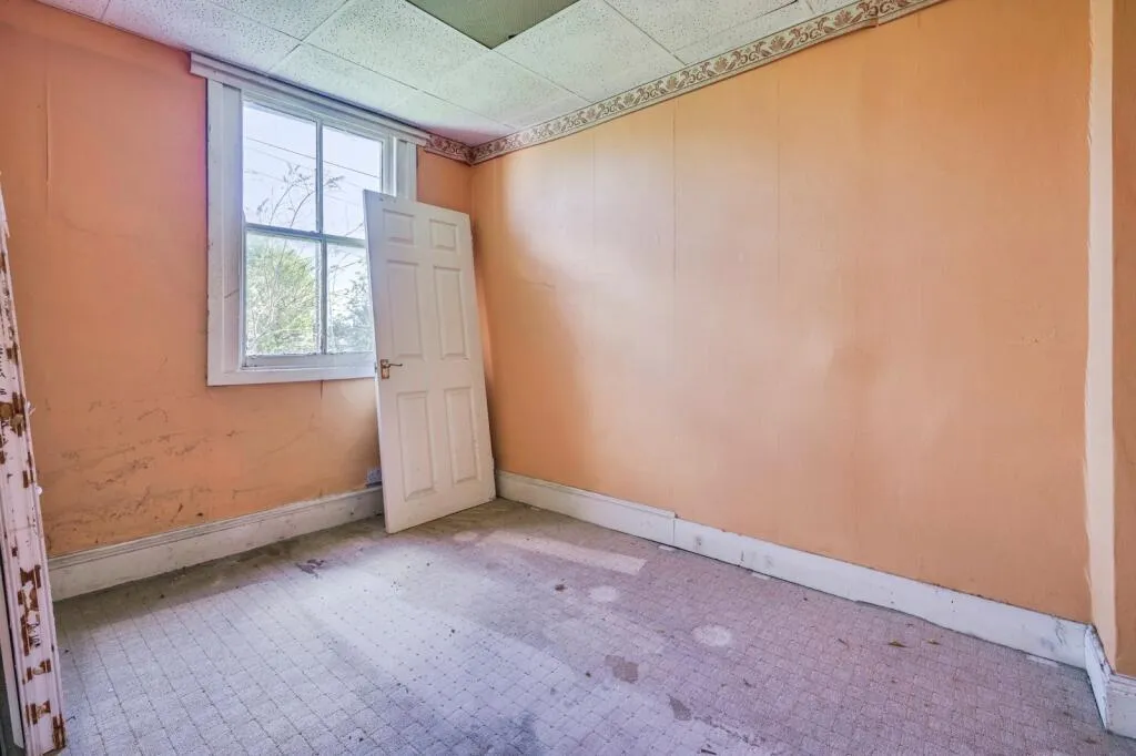 2 bed Terraced