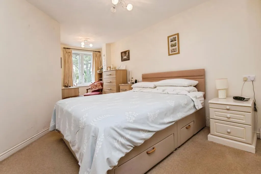 1 bed Retirement Property