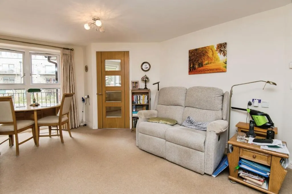 1 bed Retirement Property