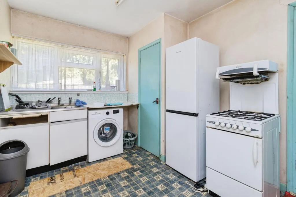 2 bed Detached Bungalow