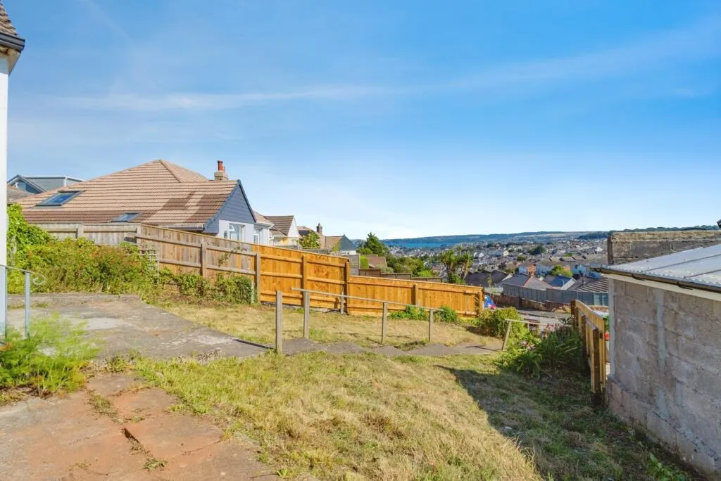 2 bed Detached Bungalow