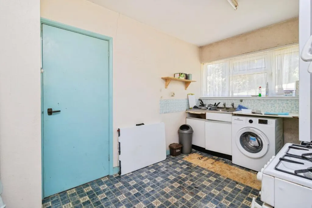 2 bed Detached Bungalow