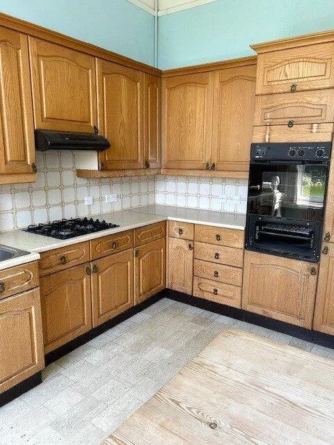 2 bed Character Property