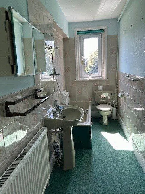 2 bed Character Property