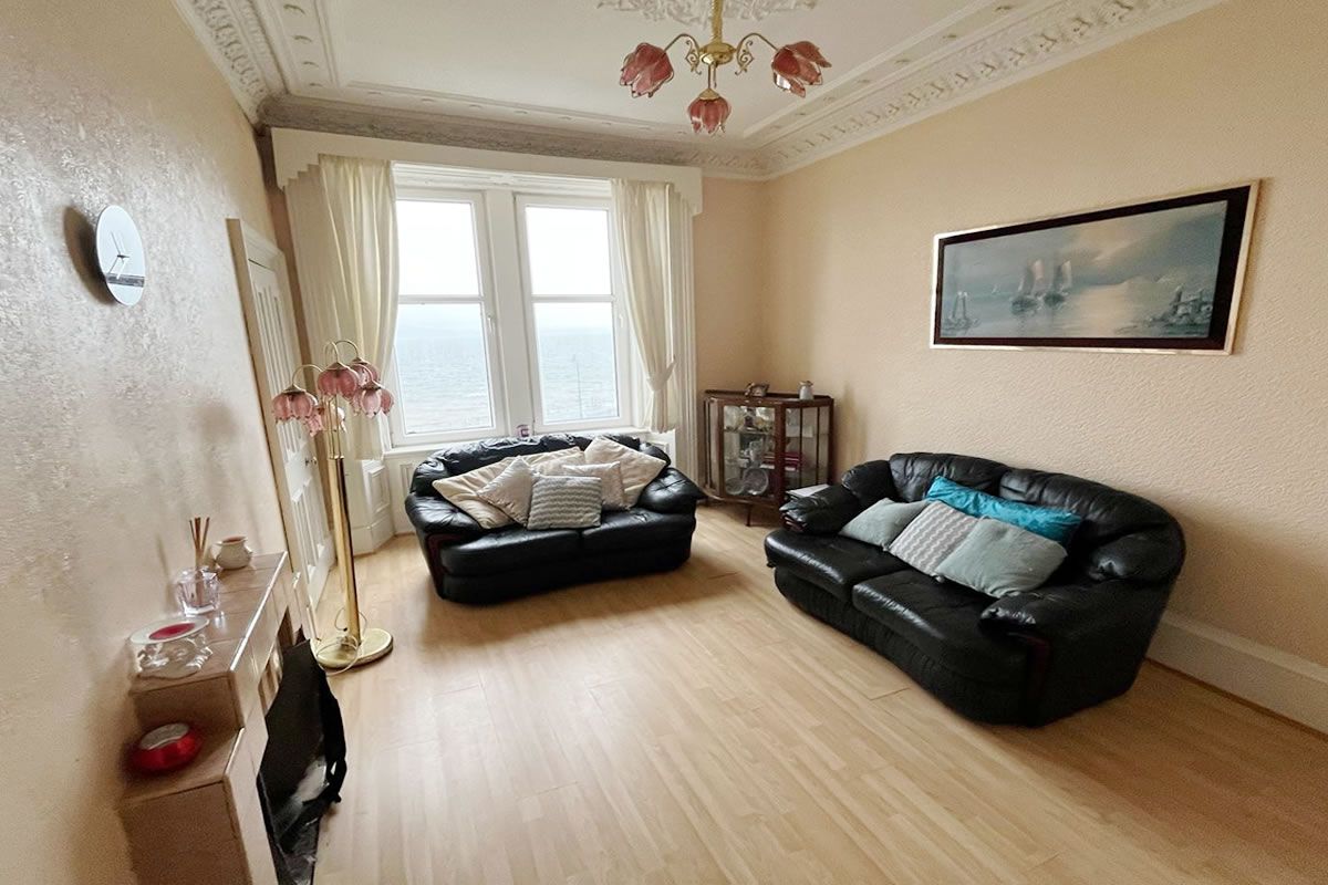2 Bedroom   Flat