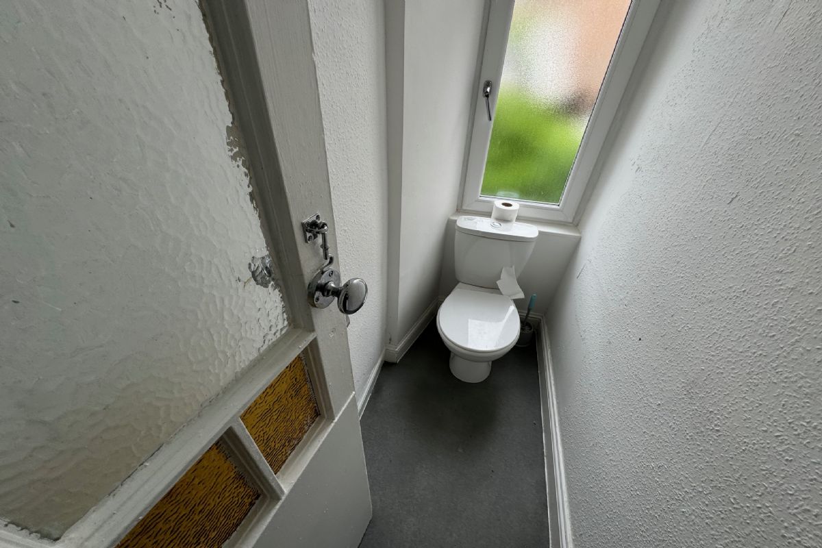 1 Bedroom   Flat