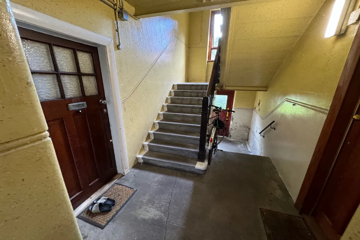 2 Bedroom   Flat