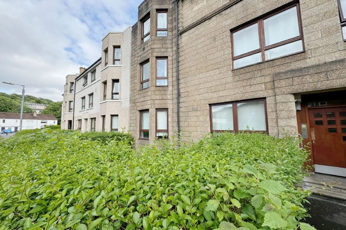 2 Bedroom   Flat