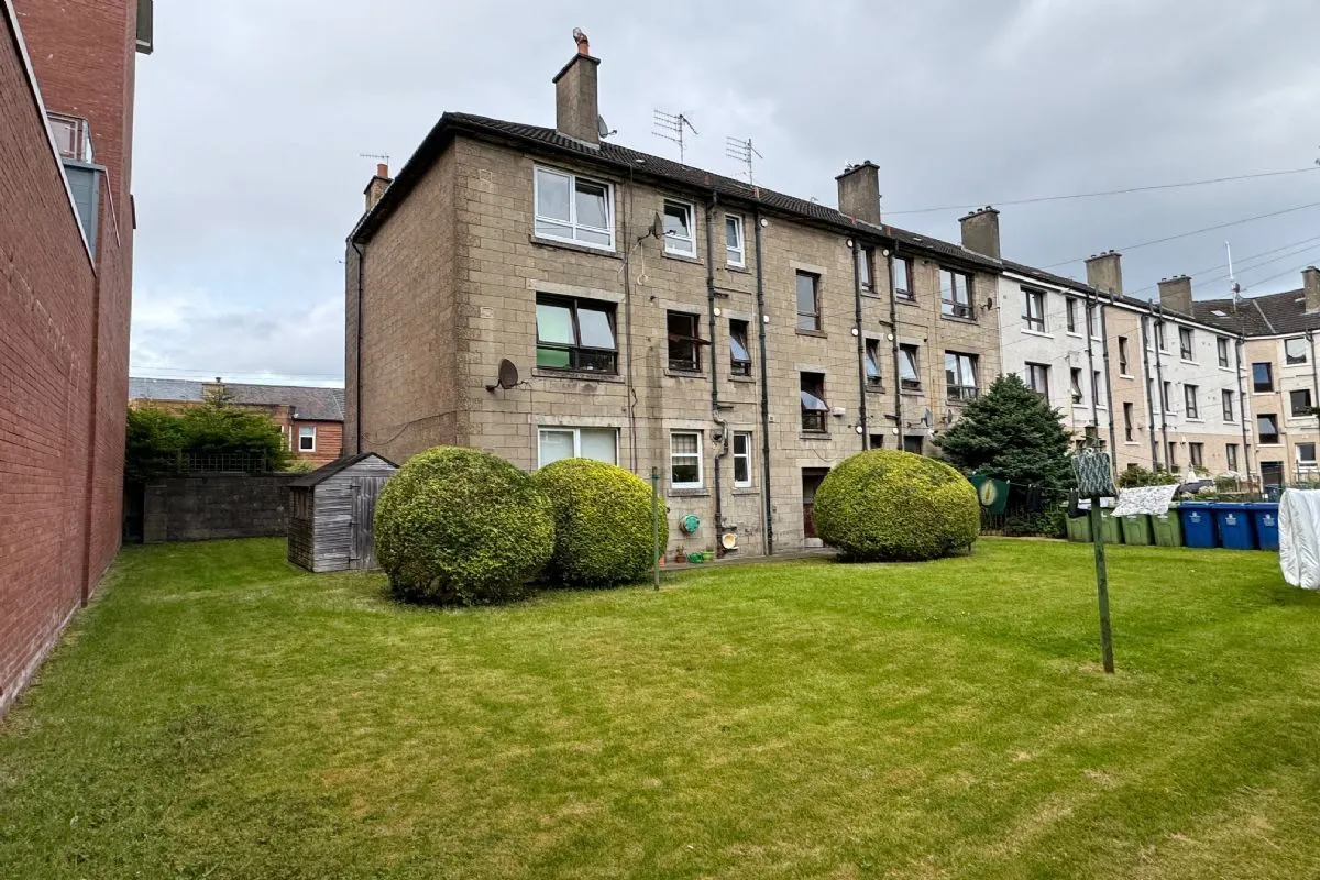 2 Bedroom   Flat