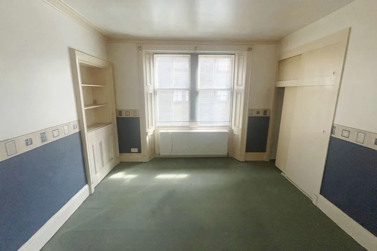 1 Bedroom   Flat