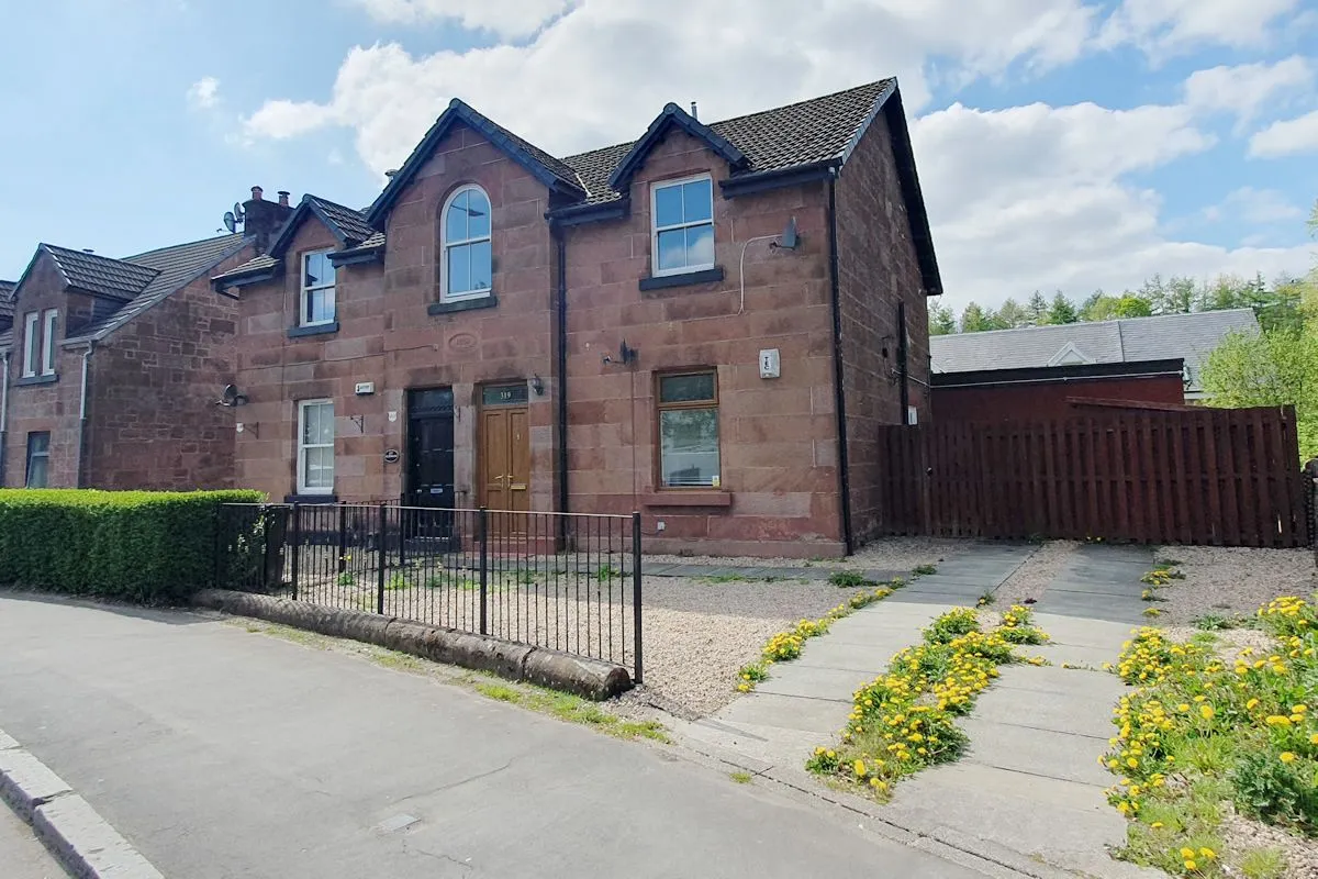 2 Bedroom   Flat