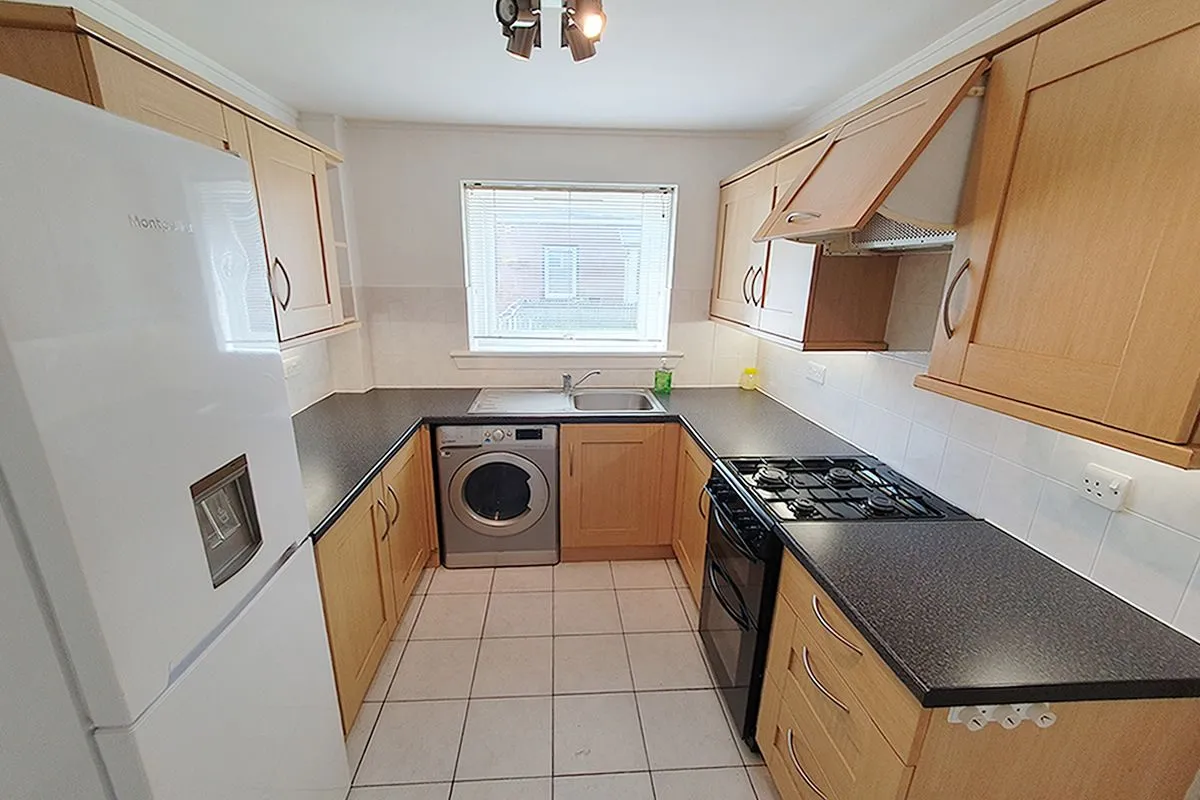 2 Bedroom   Flat