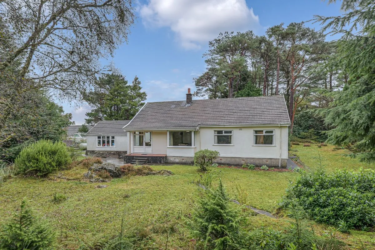 4 Bedroom   House