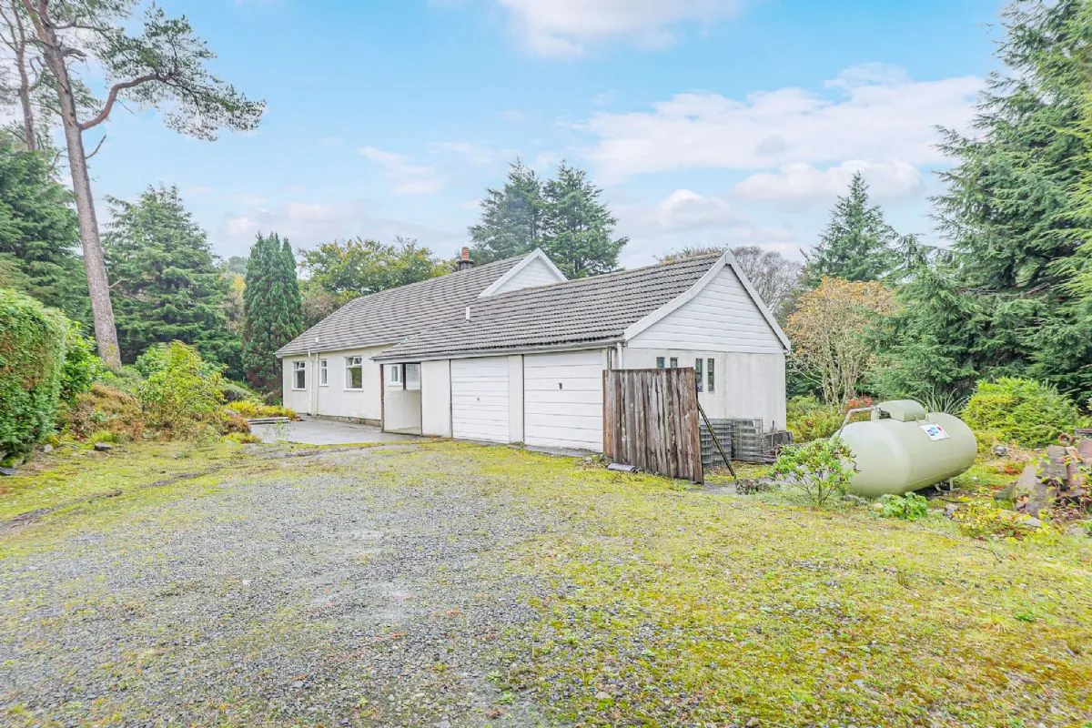4 Bedroom   House