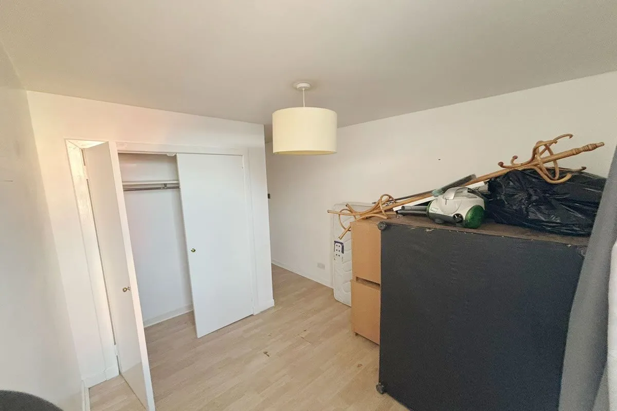 1 Bedroom   Flat