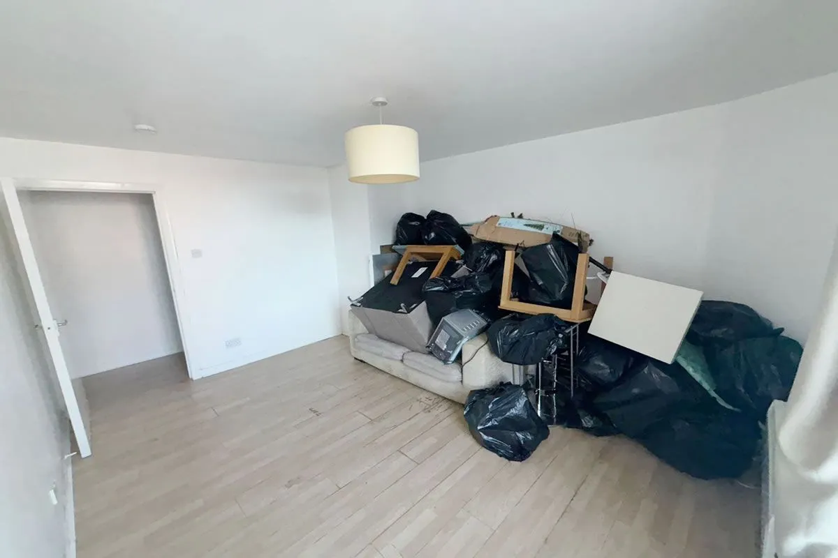 1 Bedroom   Flat