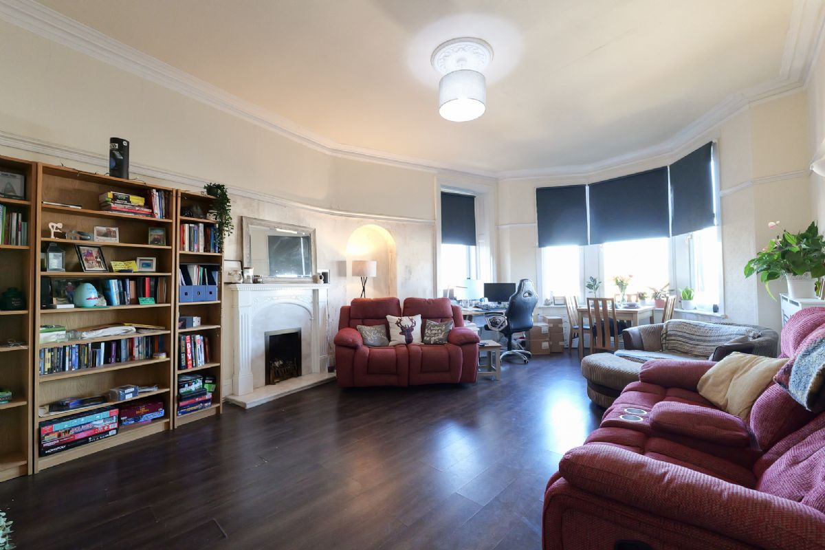 2 Bedroom   Flat