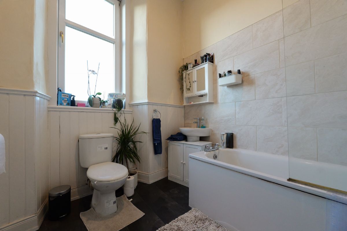 2 Bedroom   Flat