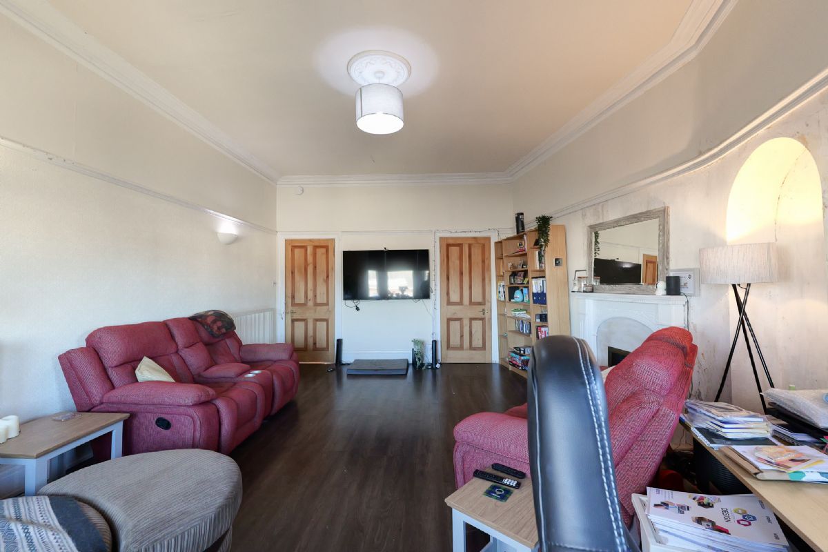 2 Bedroom   Flat