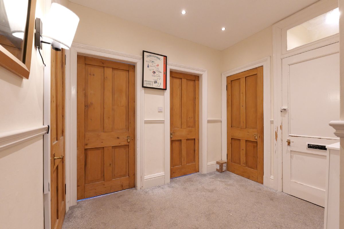 2 Bedroom   Flat