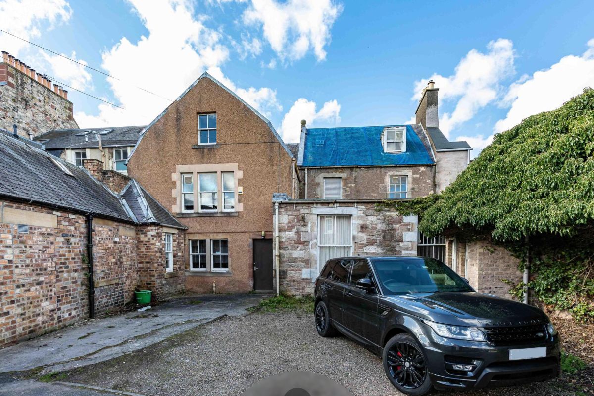 5 Bedroom   Flat