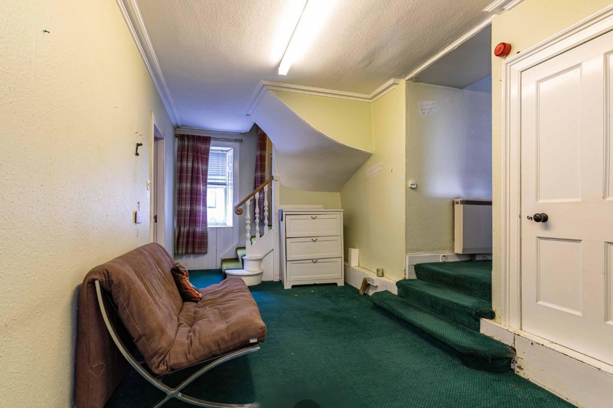 5 Bedroom   Flat