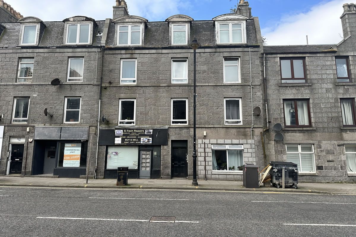 1 Bedroom   Flat
