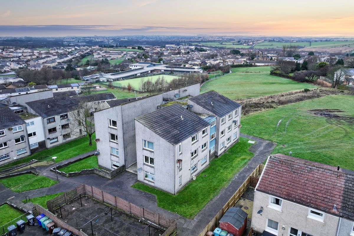 2 Bedroom   Flat