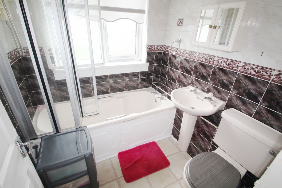 1 Bedroom   Flat