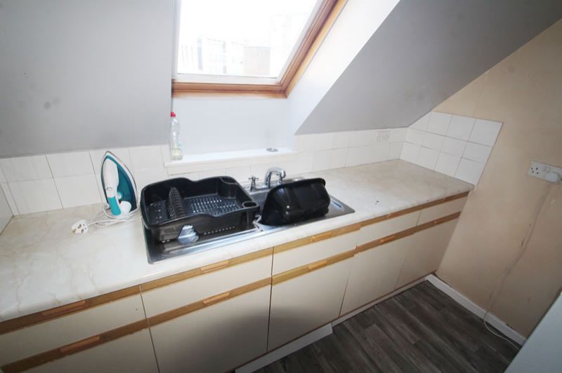1 Bedroom   Flat