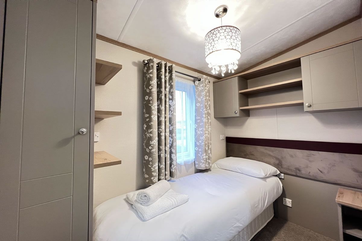 3 Bedroom   House