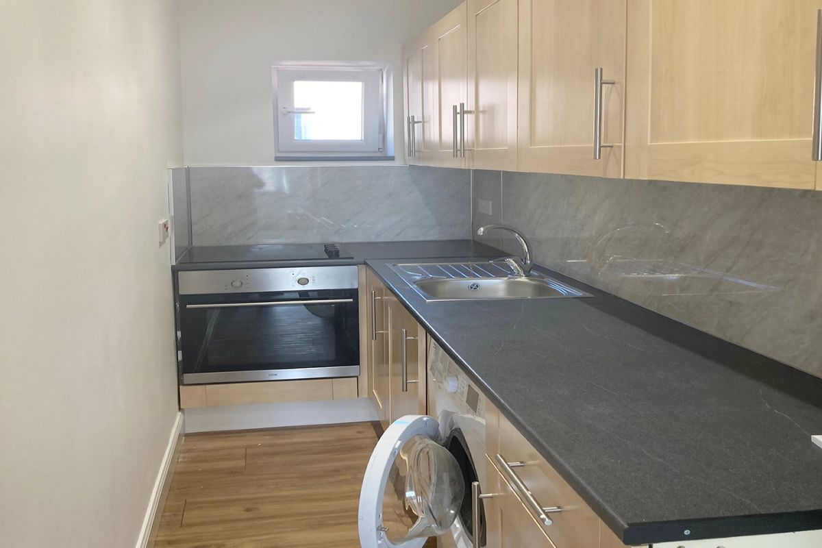 1 Bedroom   Flat