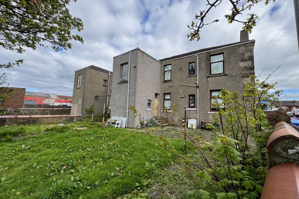 1 Bedroom   Flat