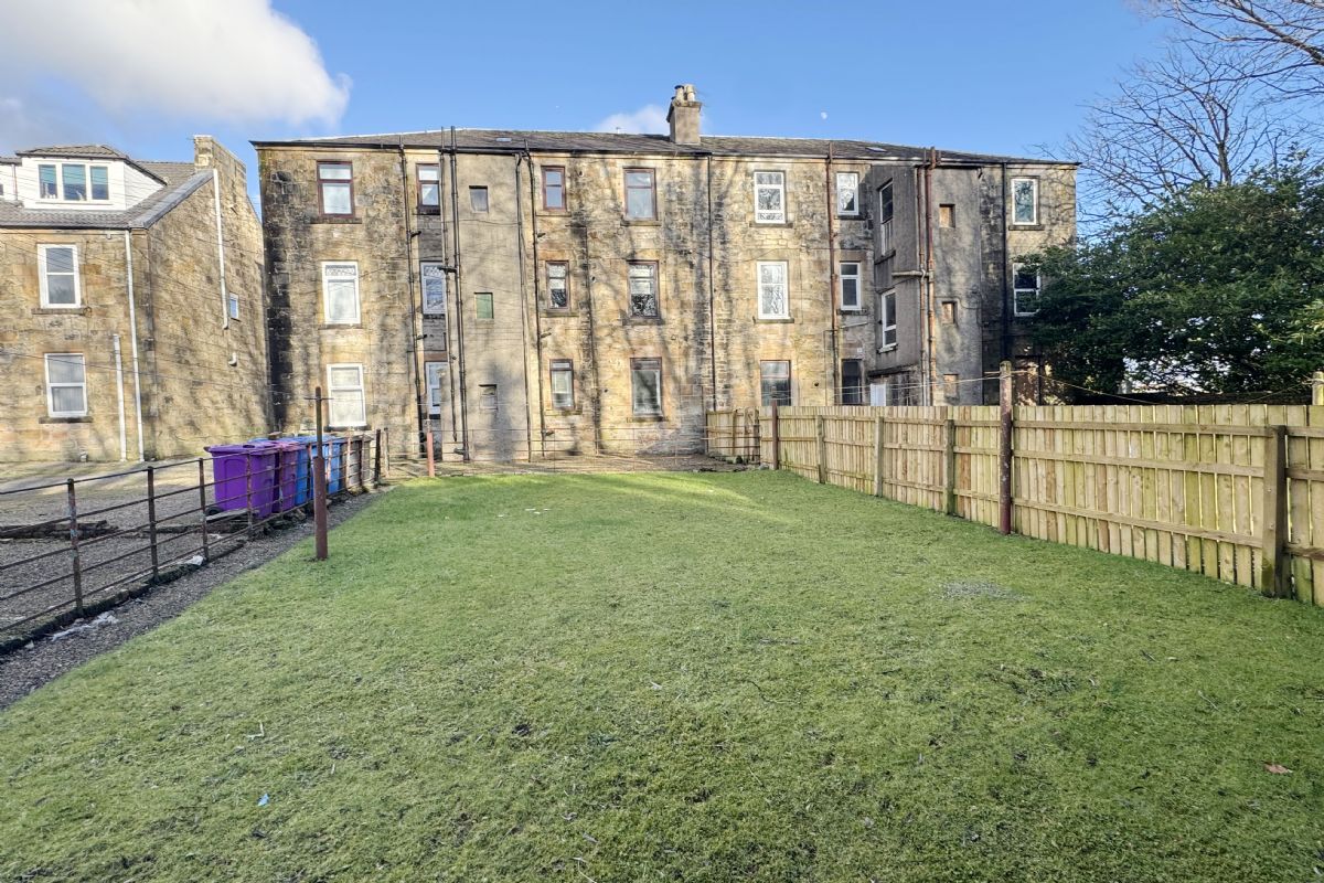 1 Bedroom   Flat