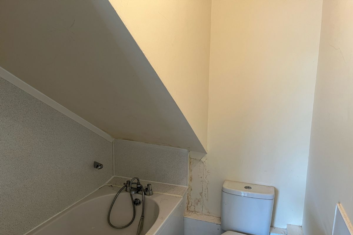 1 Bedroom   Flat