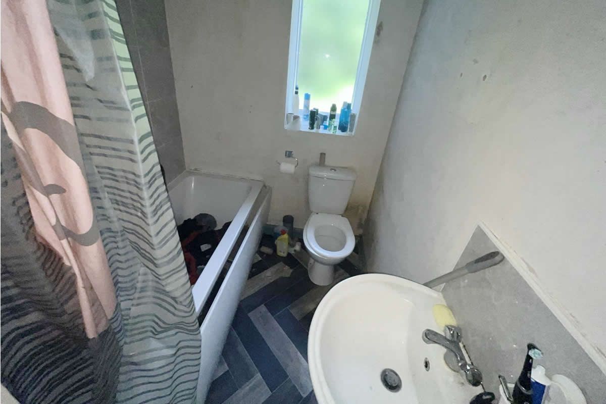 1 Bedroom   Flat