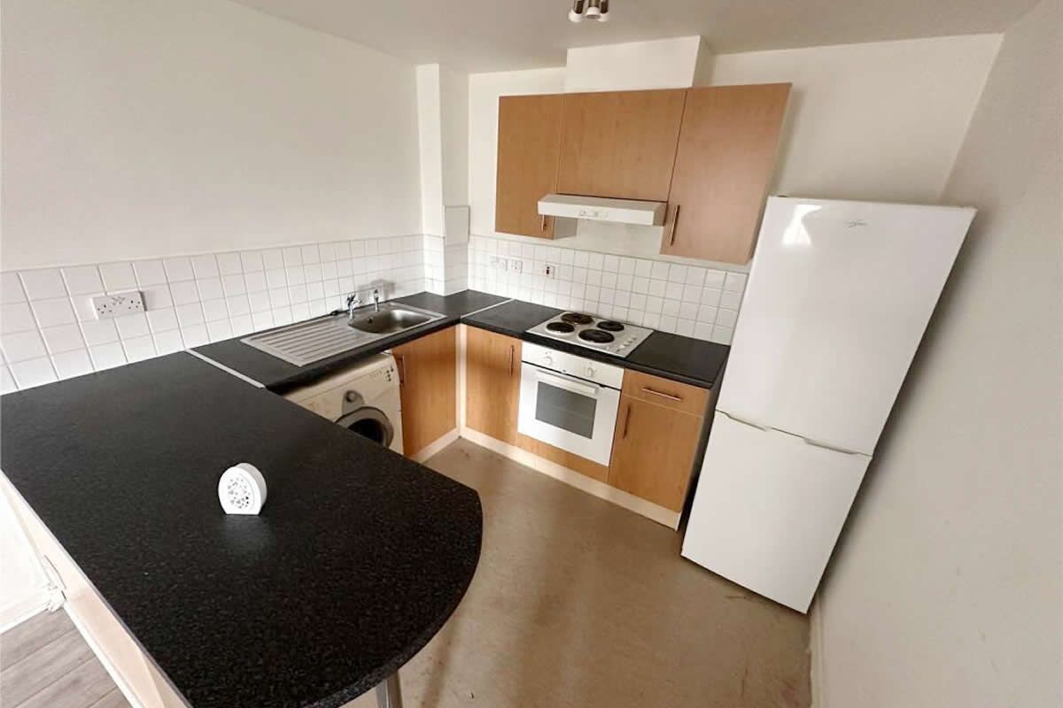 1 Bedroom   Flat