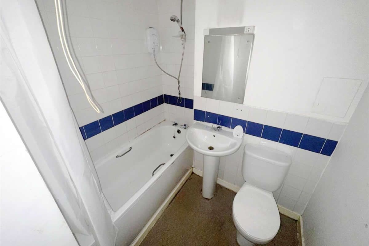 1 Bedroom   Flat