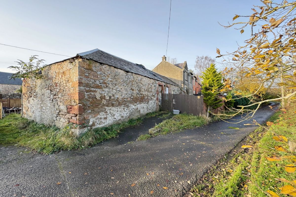 2 Bedroom   House