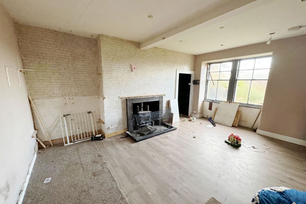 2 Bedroom   House