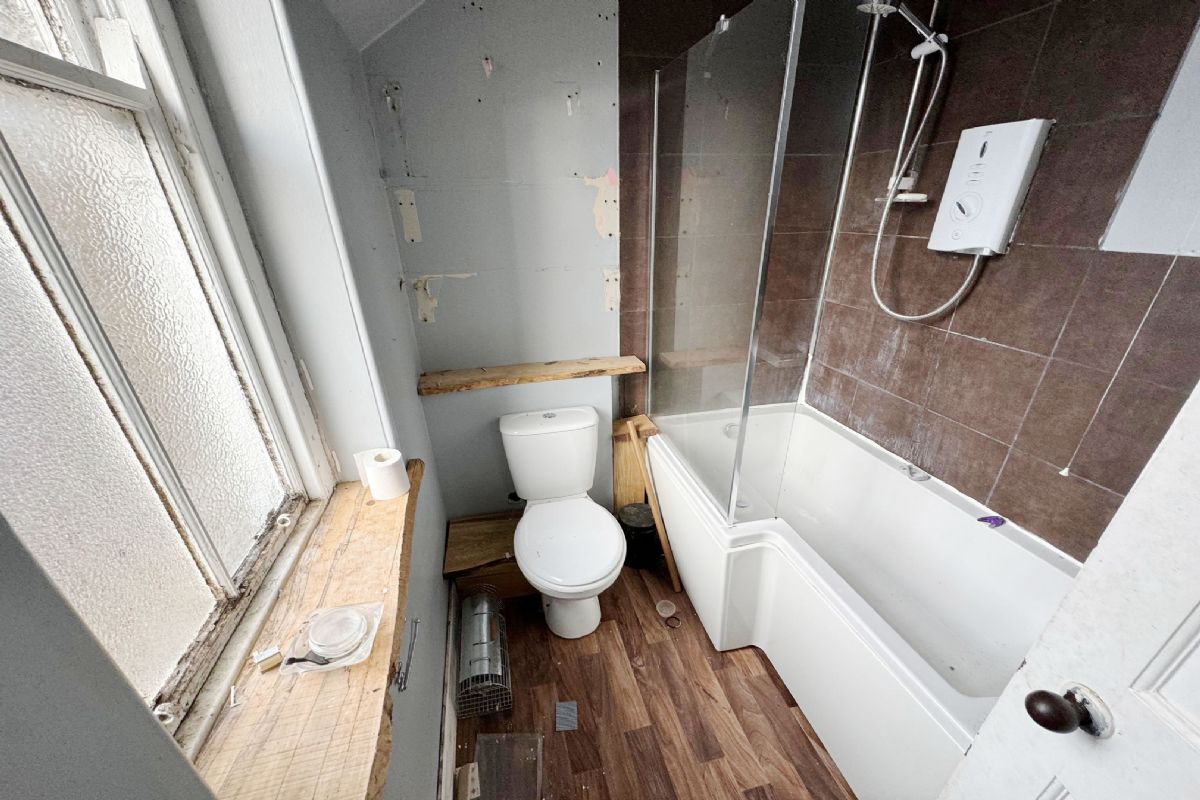 2 Bedroom   House