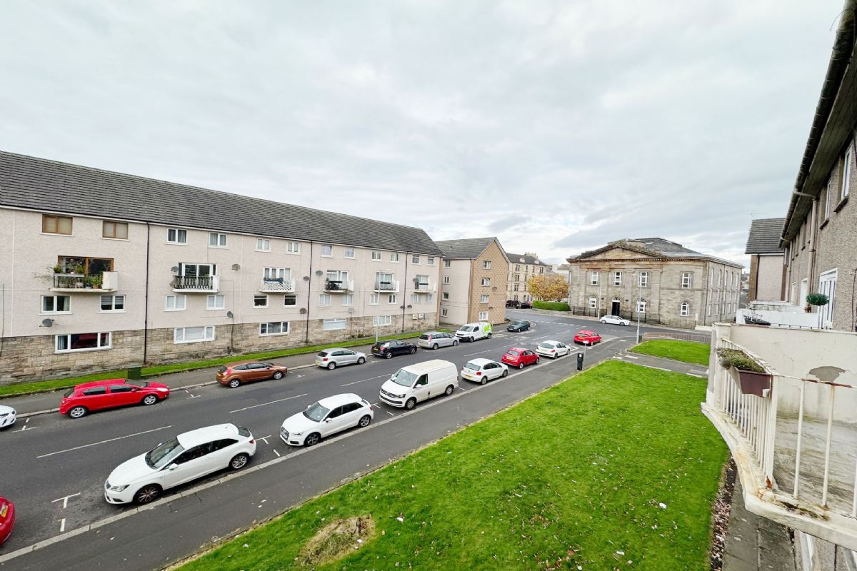 3 Bedroom   Flat