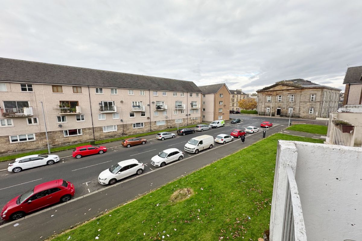 3 Bedroom   Flat