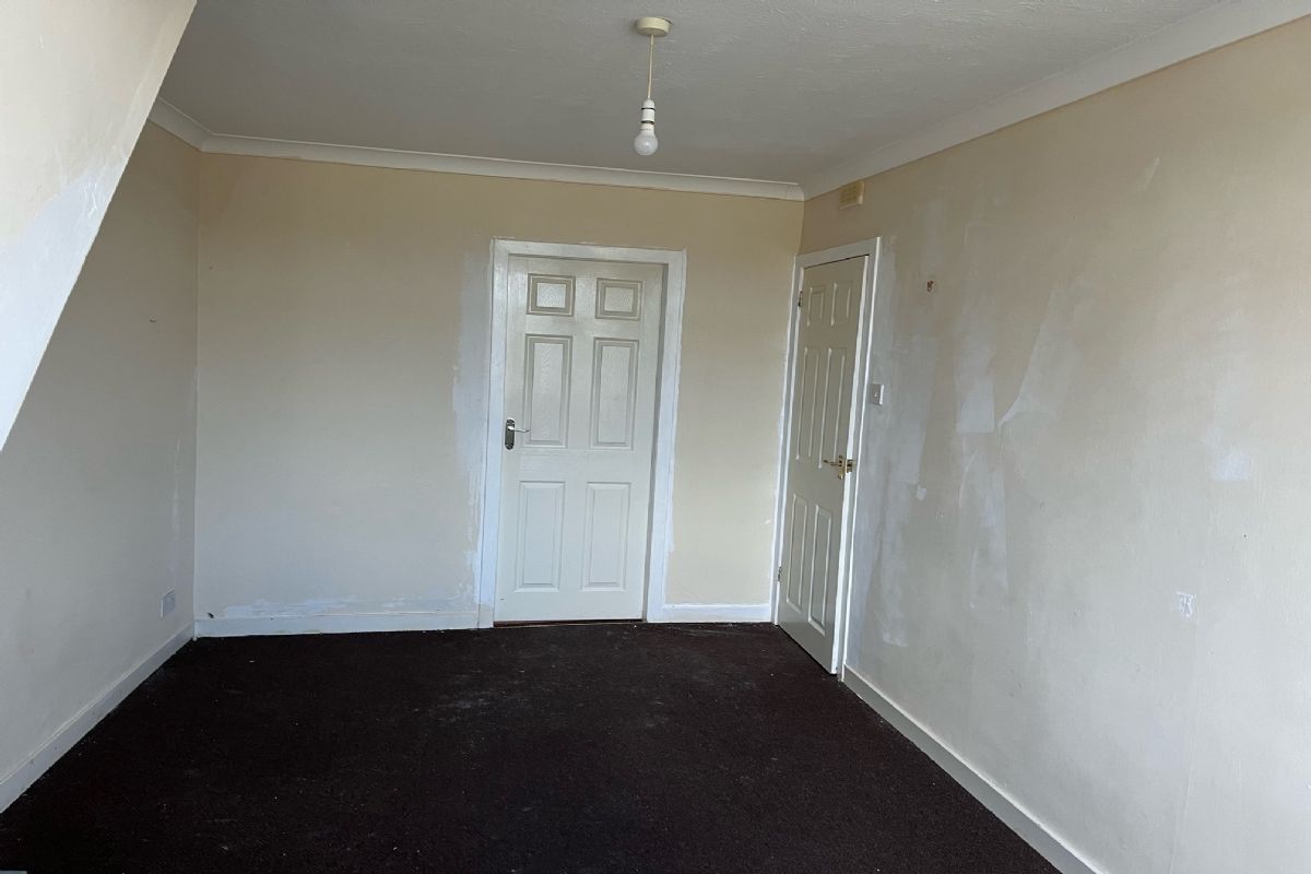 1 Bedroom   Flat