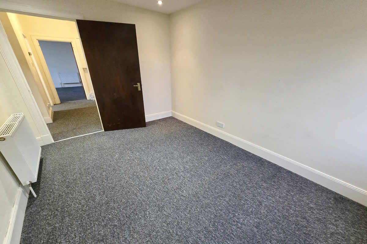 1 Bedroom   Flat